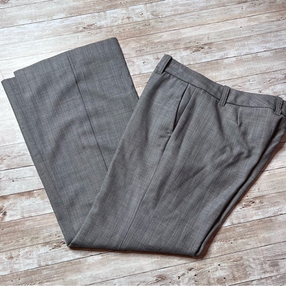 Gap gray lined pants - Picture 1 of 5